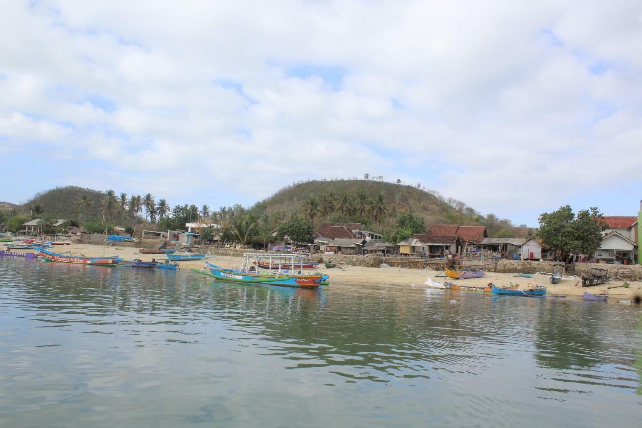 Bumbang Duyung Rooms & Resto Gerupuk المظهر الخارجي الصورة